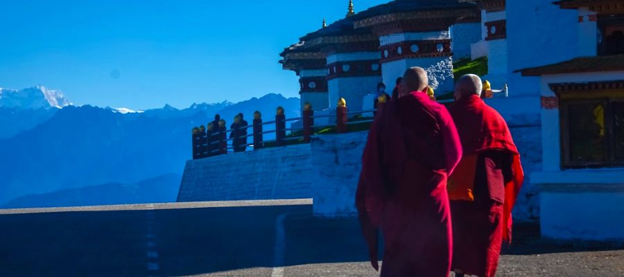 Best Nepal and Bhutan Tours 2025